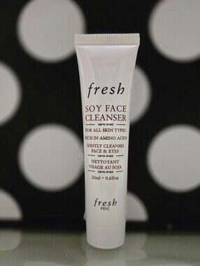 5/$25✨️Fresh Soy Cleanser MINI✨️